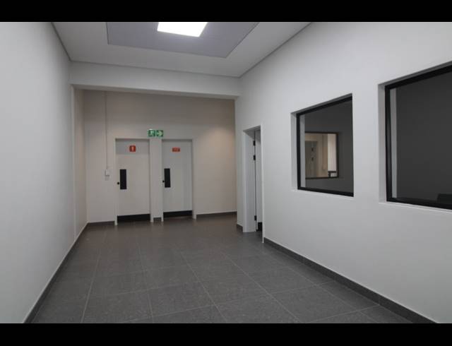 198M² WAREHOUSE TO LET IN NDABENI